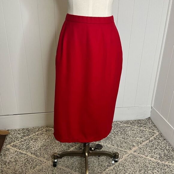 Vintage Pendleton Womens Size 10 Virgin Wool Midi Skirt Red Back Zipper Slit - Picture 1 of 12